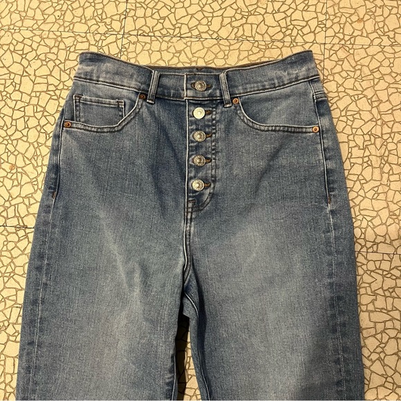 Express Slim High Rise Button Fly Jeans in 4 Short - Picture 2 of 6